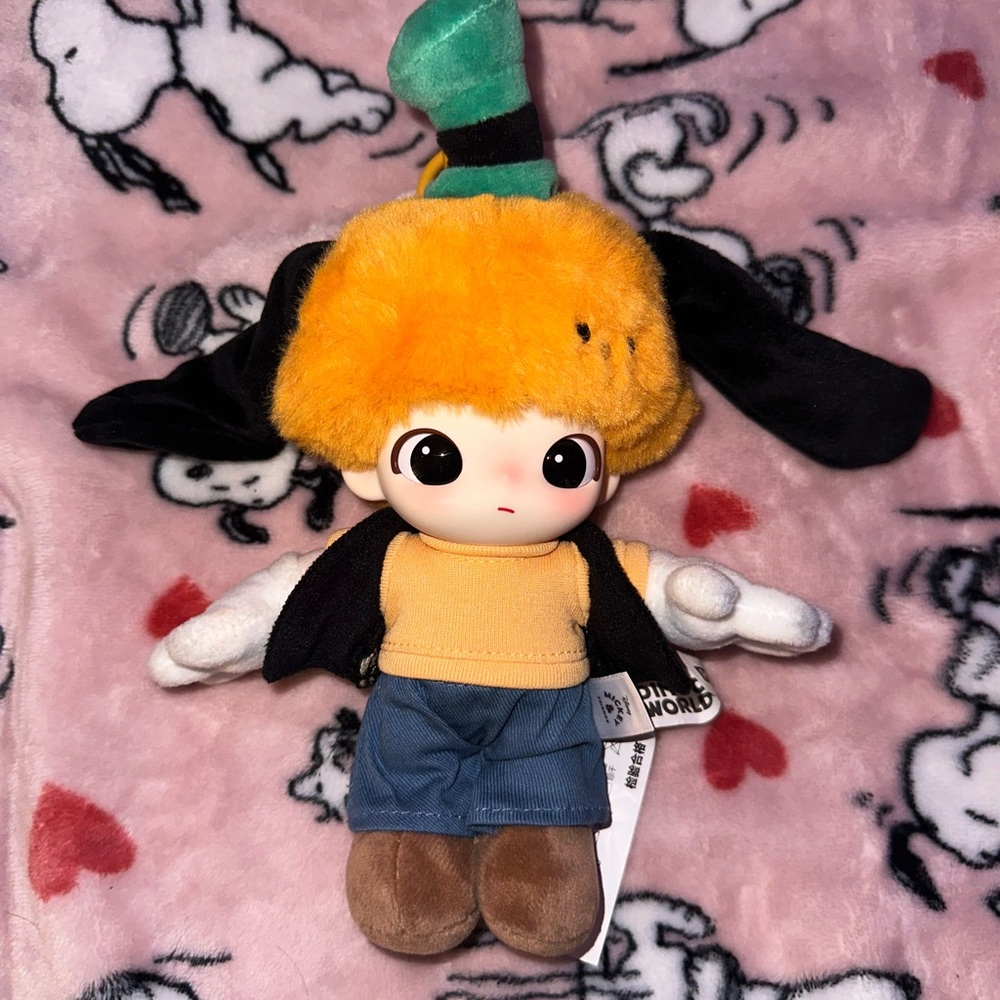 Pop Mart Dimoo World Goofy Plush Keychain